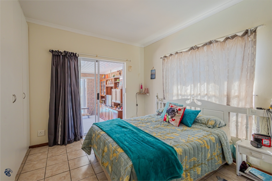 3 Bedroom Property for Sale in Myburgh Park Western Cape